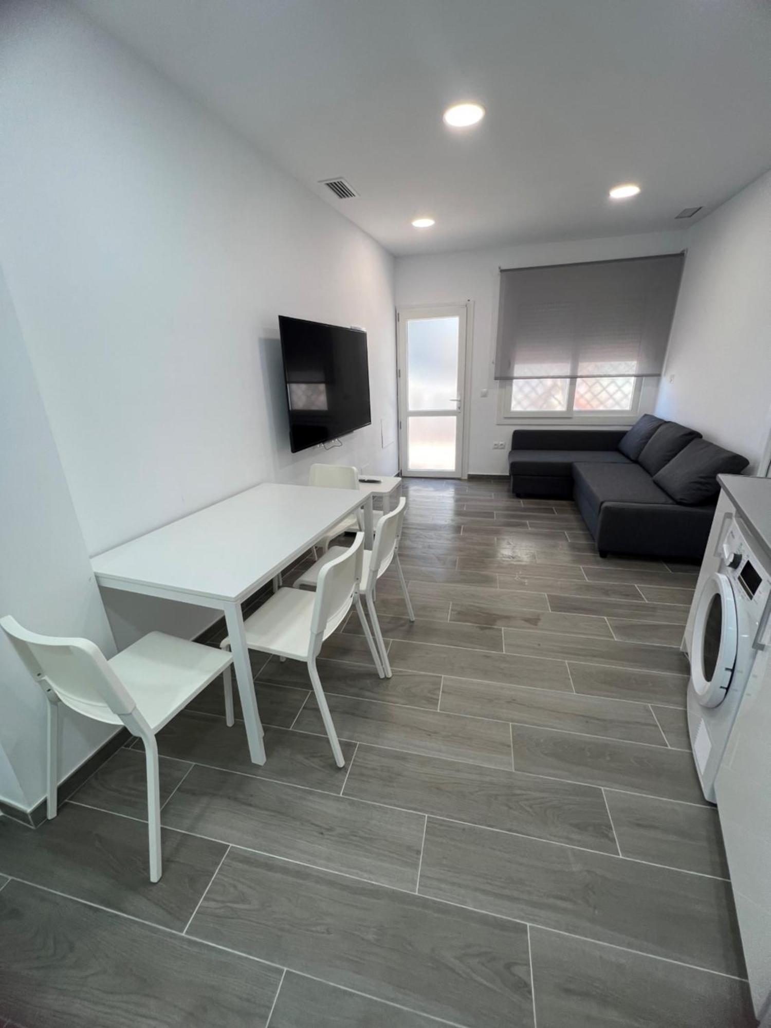 Apartamentos Montalvo Metropolis C 토레몰리노스 외부 사진